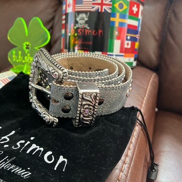 B.B. Simon belt size 34